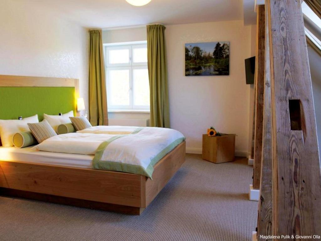 Hotel Und Restaurant Am Peenetal Liepen  Quarto foto