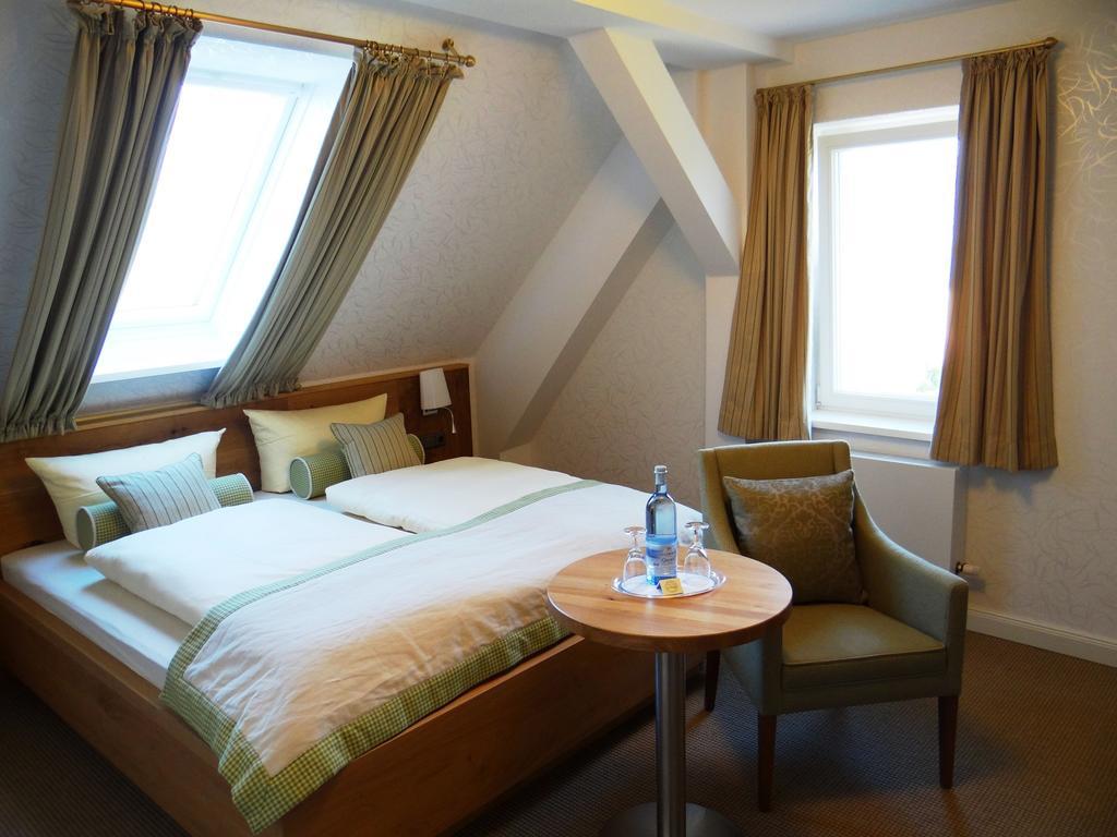 Hotel Und Restaurant Am Peenetal Liepen  Quarto foto