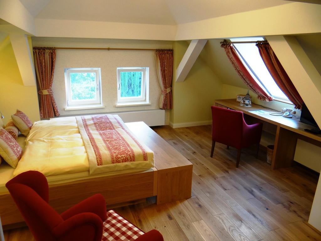 Hotel Und Restaurant Am Peenetal Liepen  Quarto foto